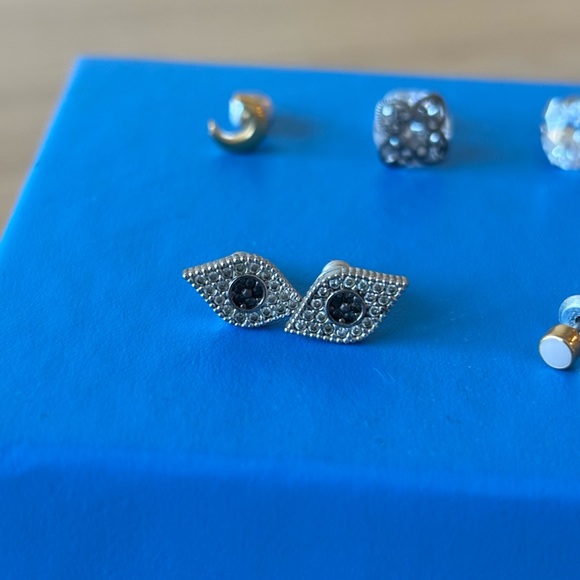 FREE GWP $50+ Jewelry Sets - Picture 10 of 14